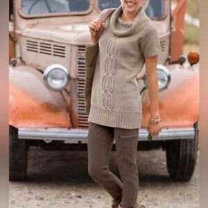 Athleta Tisby cowl neck wool+ cashmere blend minimalist casual winter size Med